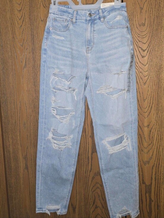 American Eagle Outfitters Denim - American Eagle Outfitters Light Blue Curvy Mom Jeans